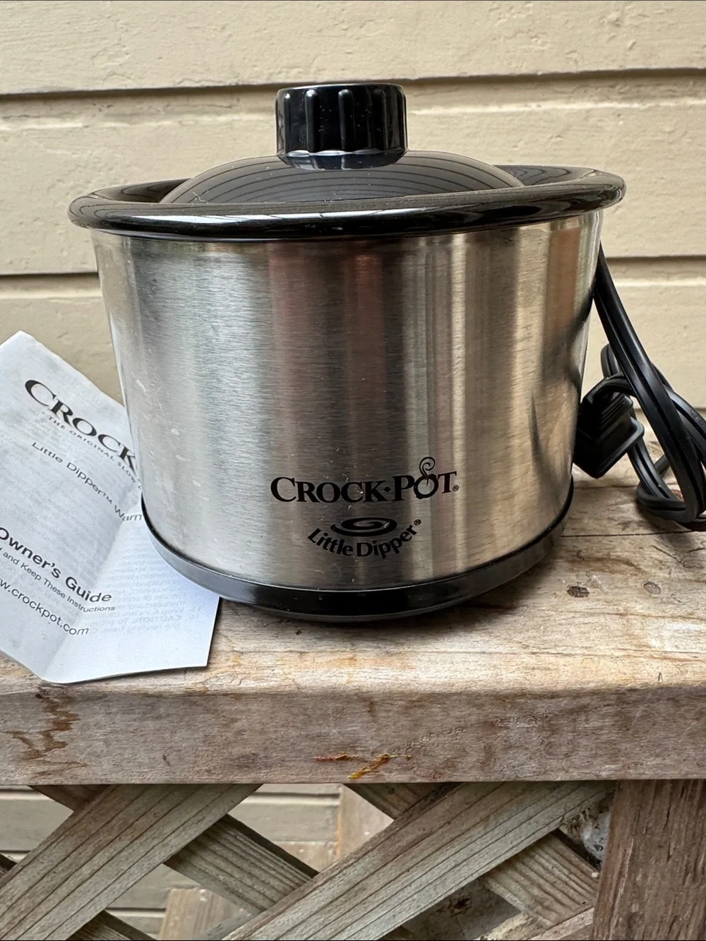 Crock-Pot Little Dipper Mini Cooker in Stainless Steel and Black